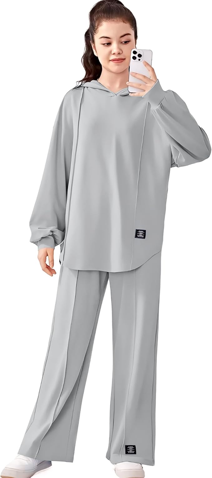 طقم رياضي نسائي من رومبا – خامة قطن ناعم ومريح مقاوم للتجاعيد والوبر - ترنج رياضي للبنات والنساء بغطاء للرأس من رومبا