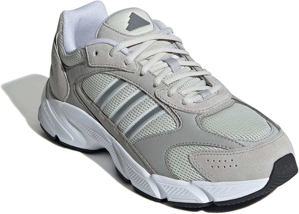 adidas womens Crazychaos 2000 Sneaker / حذاء كريزي كيوس 2000 للنساء من اديداس