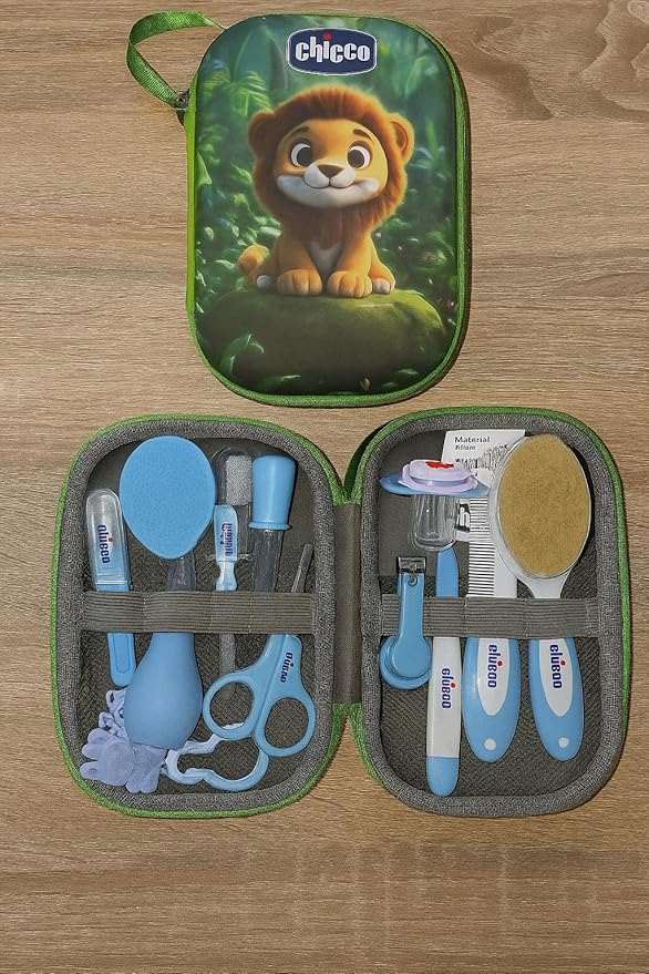 مجموعة العناية بالطفل،مجموعة العناية اليومية الأساسية للأطفال مكونة من 13 قطع مع شنطة تخزين، مجموعة أدوات الأظافر للأطفال حديثي الولادة والعناية الصحية والعناية الشخصية- من Fantastic-Kids-Toys (Green)